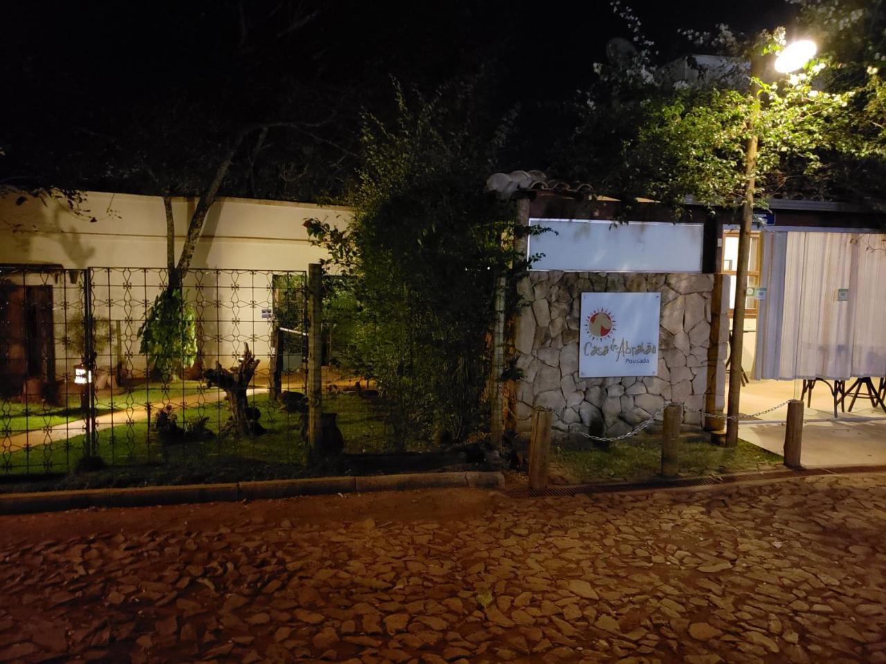 Pousada Casa De Abrahao ブルマジーニョ エクステリア 写真